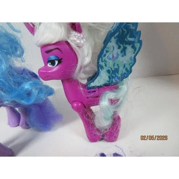 My Little Pony A New Generation Action Figures Lot Izzy Moonbow Pipp Petals Zipp - Picture 6 of 7